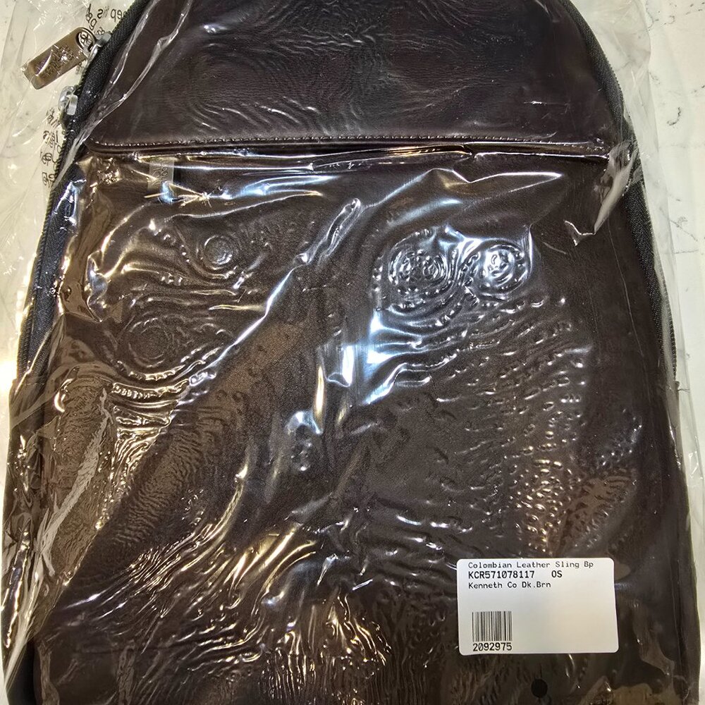 New KENNETH COLE REACTION Brown LEATHER Laptop Bag SLING Crossbody KCR571078117 - Picture 7 of 7